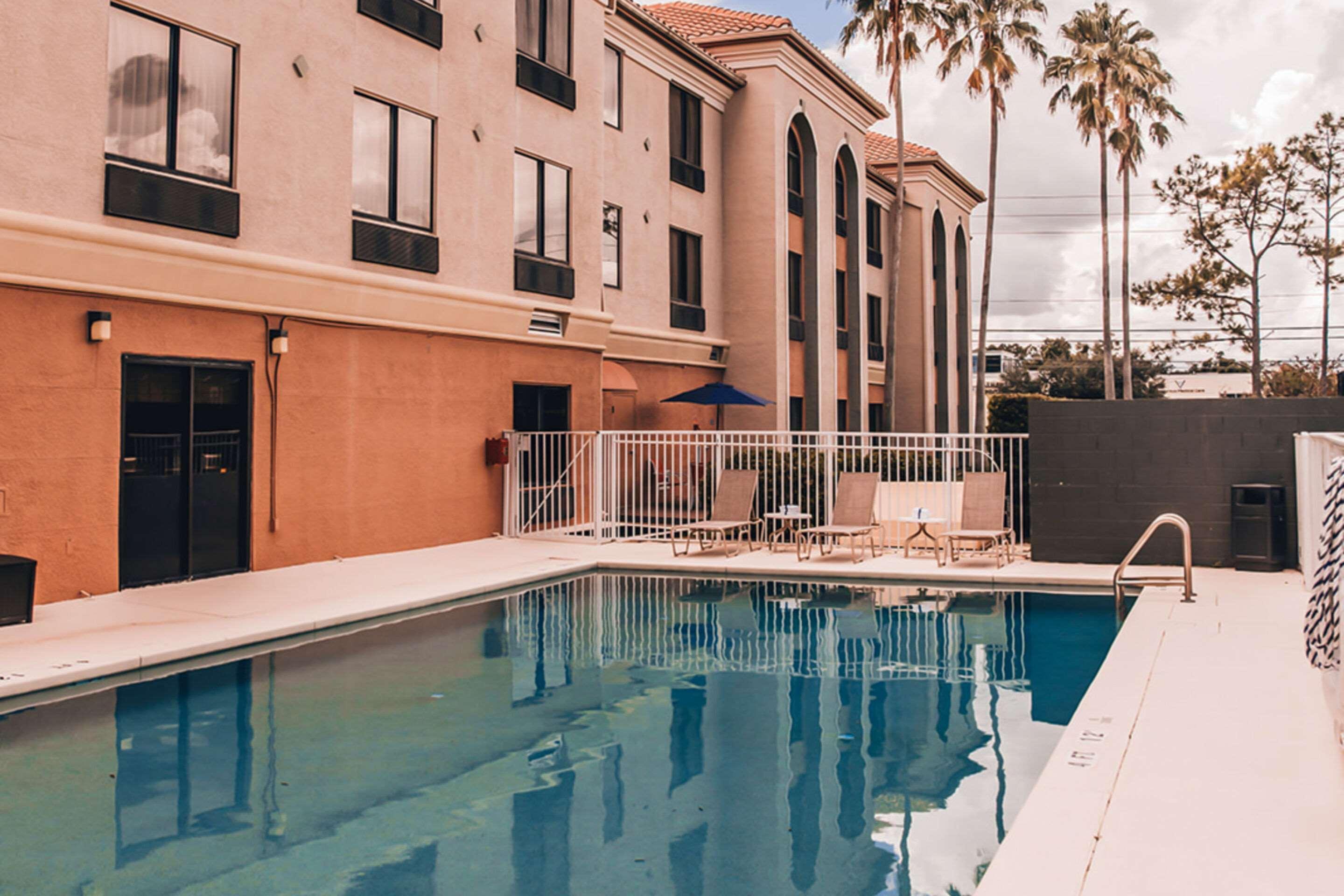 Best Western Plus Orlando East - Ucf Area Alafaya Exterior foto